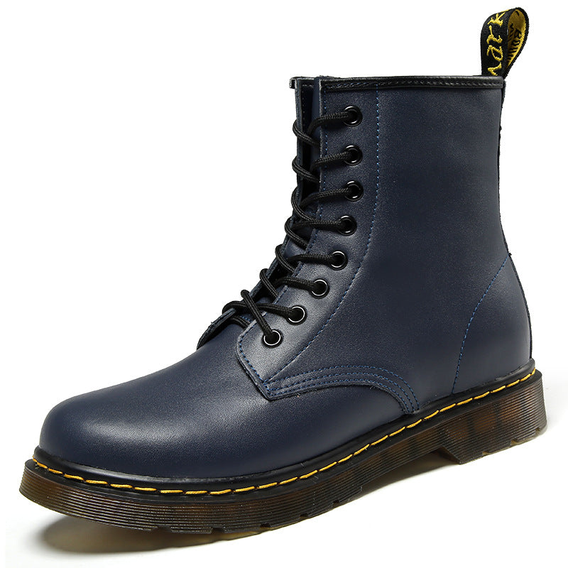 Martens | Elegant and classic lace-up boots