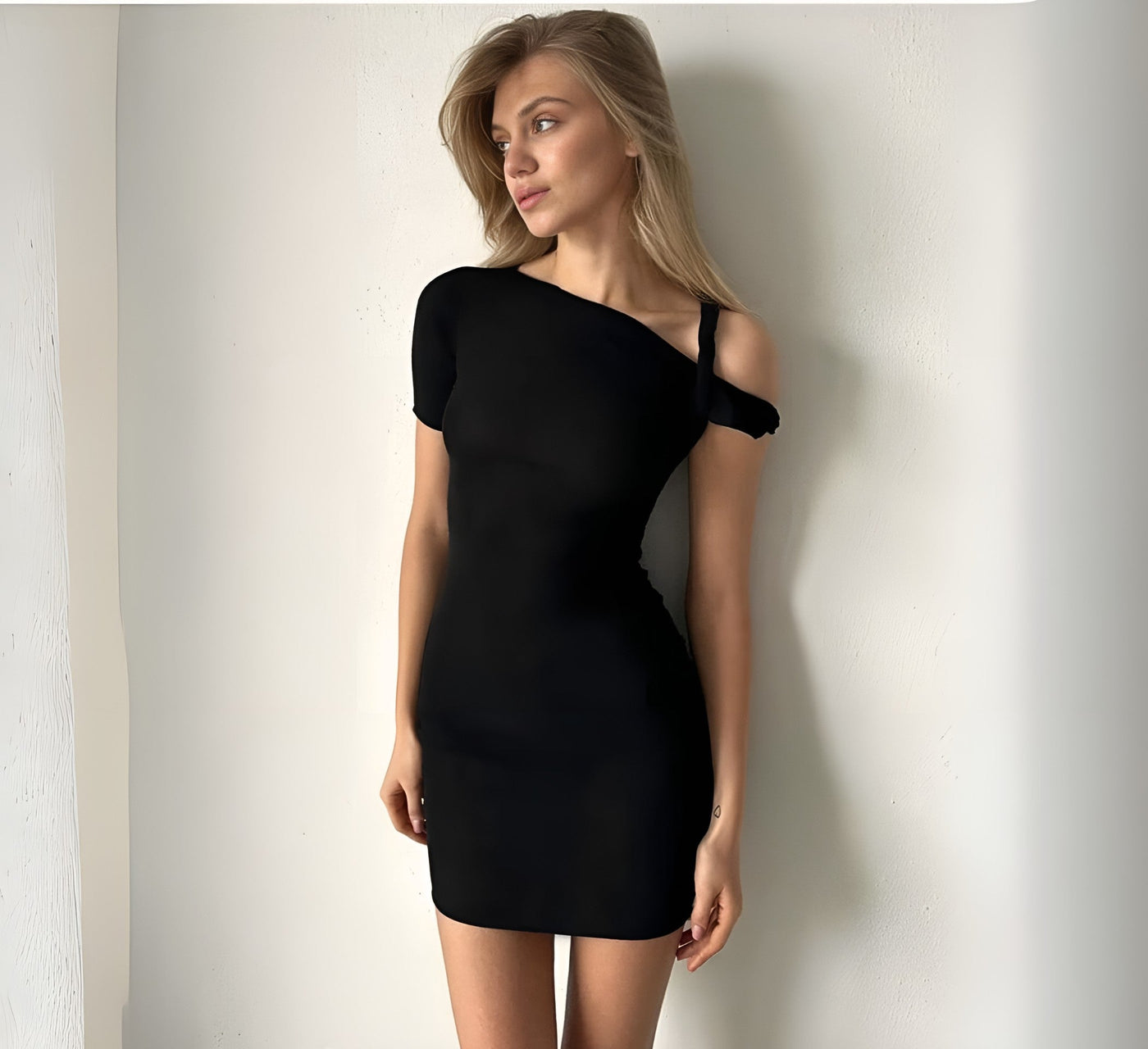 Anelle | Elegant Mini Dress