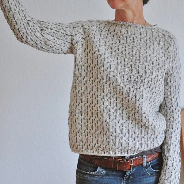 ZOE | TIGHT KNITTED SWEATER