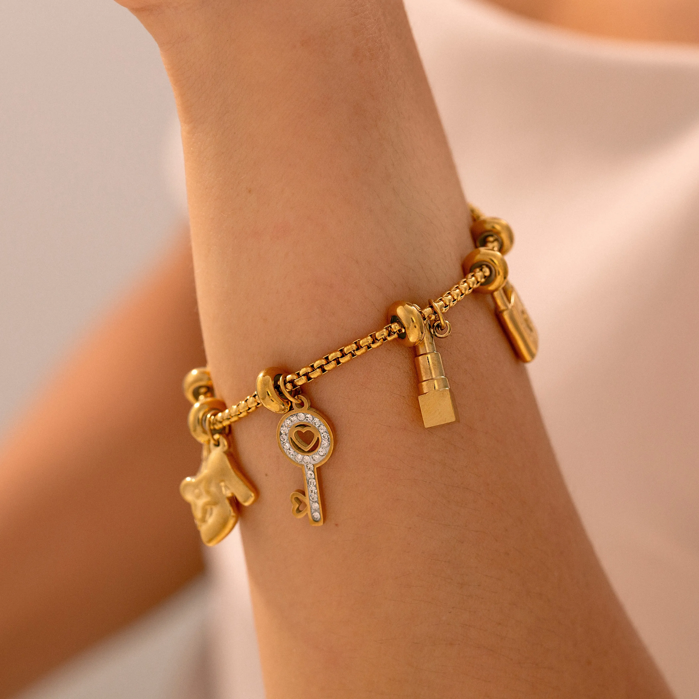 Orla | Stylish Bracelet