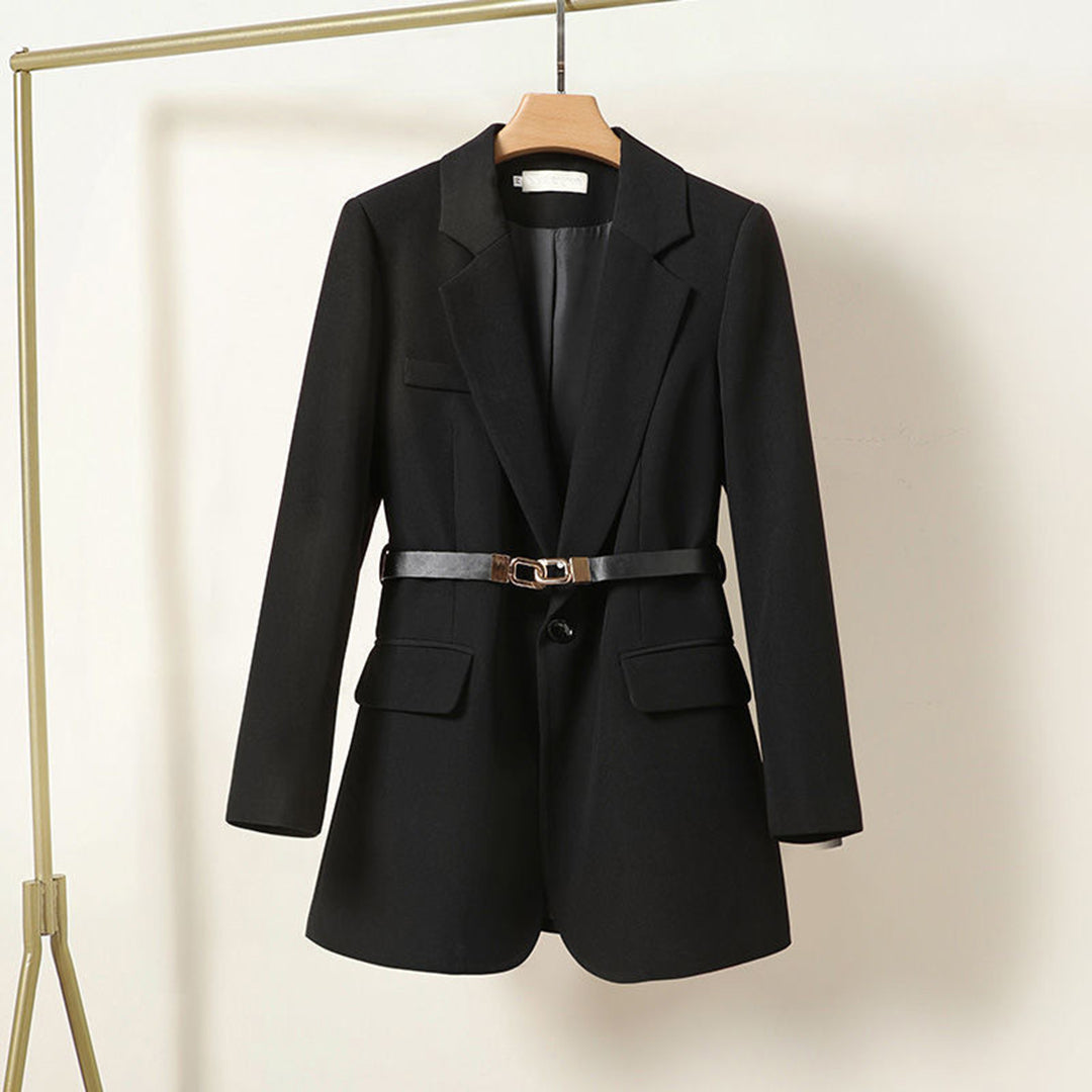 Alexis | Elegant long blazer with belt