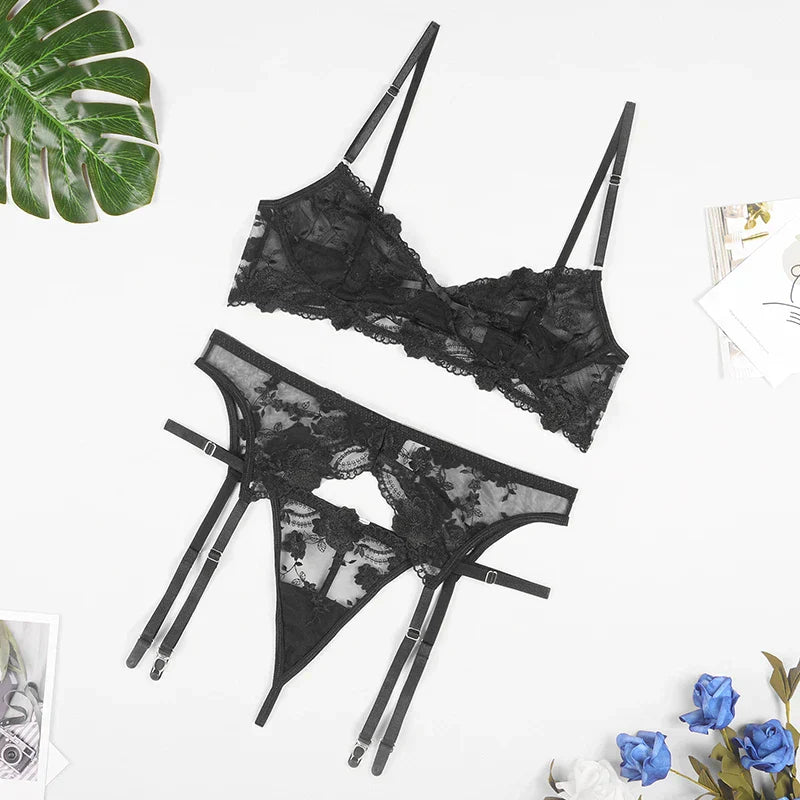 Nancy | 3-piece lingerie set