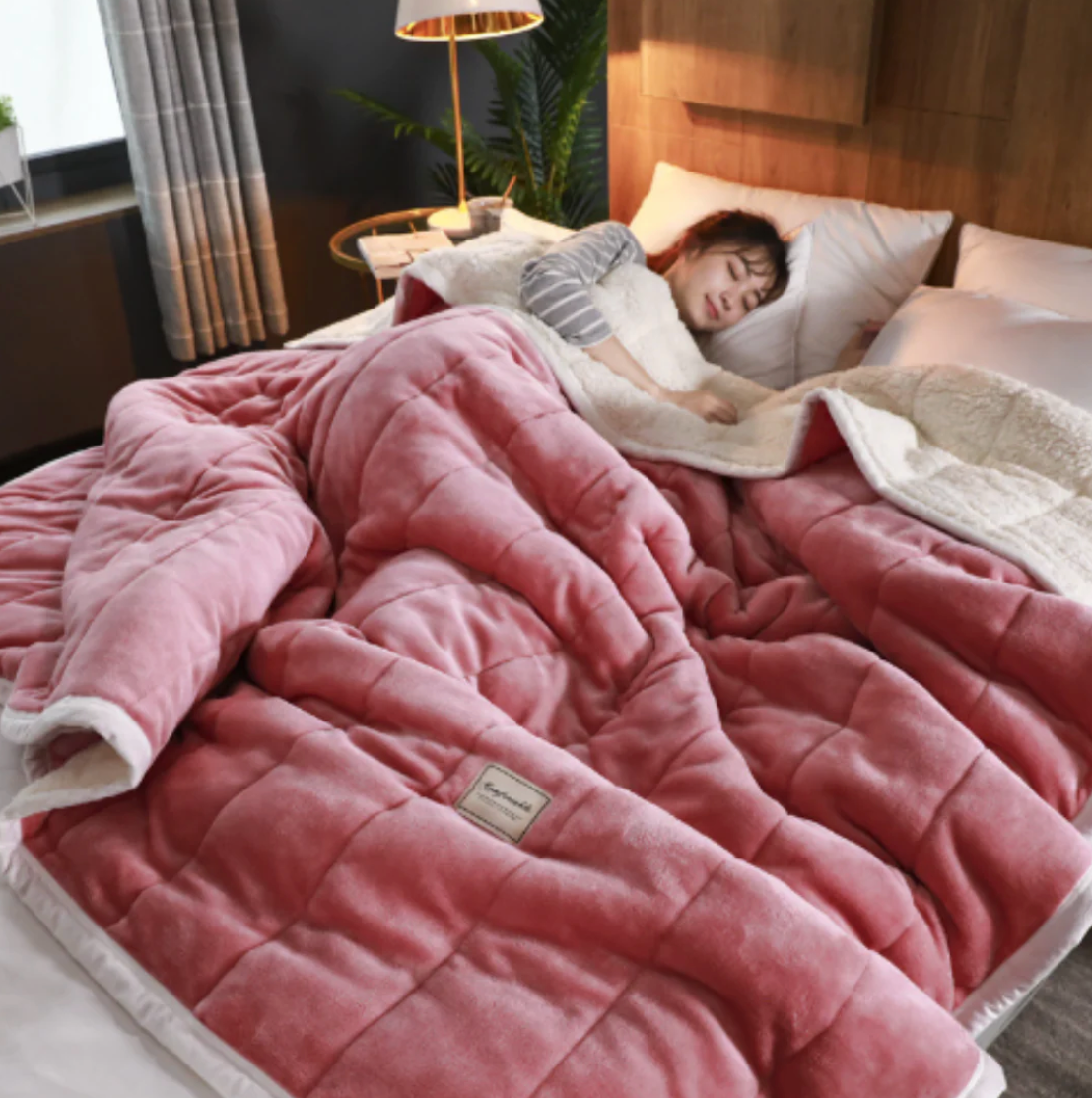 Cozysheet | The best triple-thickness blanket