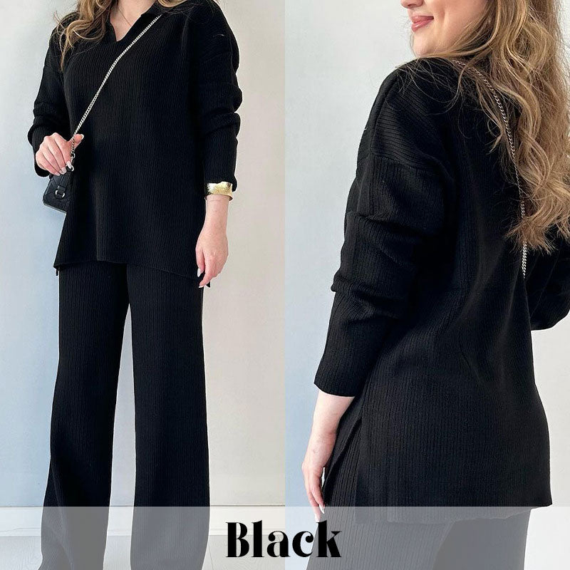 Janet | Two-piece knit suit with V-neckline