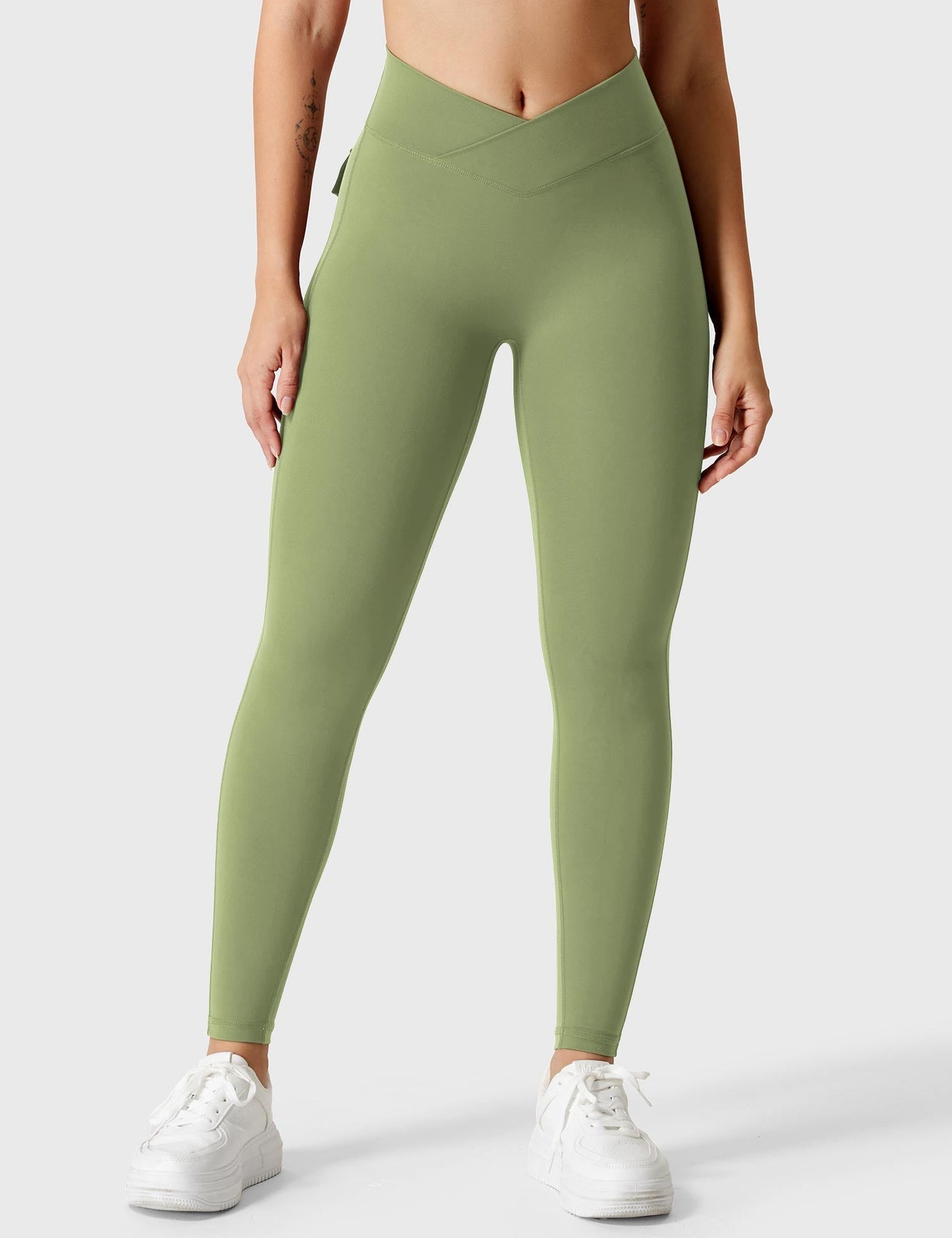 Addison | Trendy V-waistband Charm Leggings